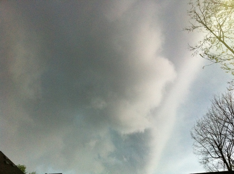 Shelf Cloud 1.jpg